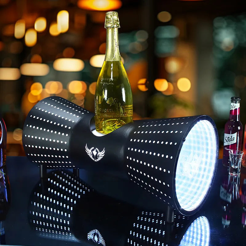 Xin Era Manufacturing Custom Infinity Mirror LED Bottle Display